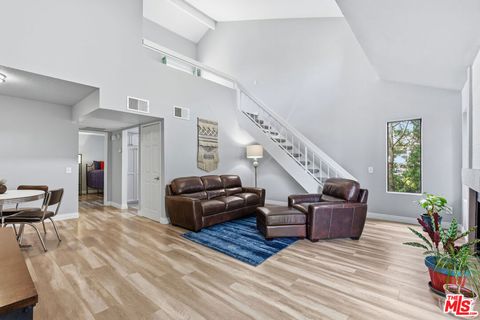 8221 Langdon Avenue 201 Van Nuys CA 91406