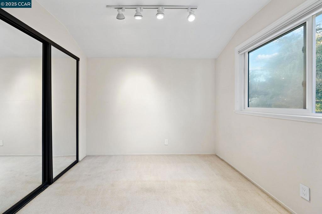 SARANAP AREA - Residential
