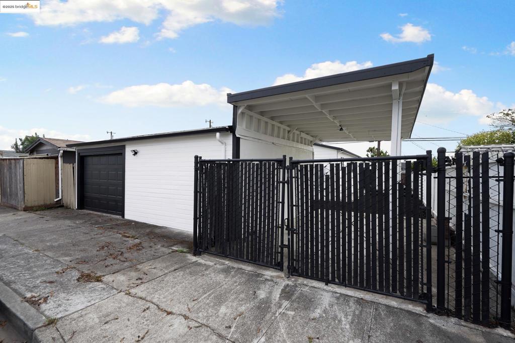 NORTH RICHMOND - Residential