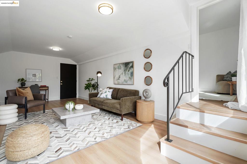 NORTH RICHMOND - Residential