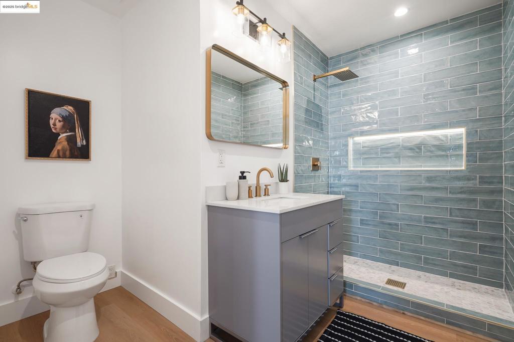 NORTH RICHMOND - Residential