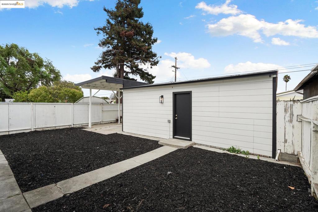 NORTH RICHMOND - Residential