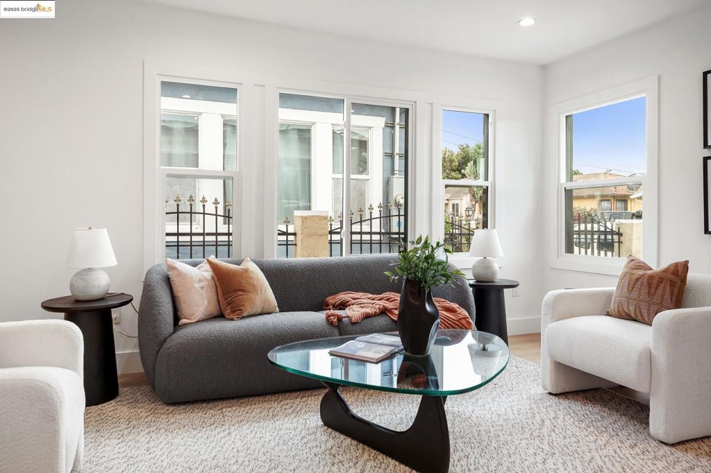 NORTH RICHMOND - Residential