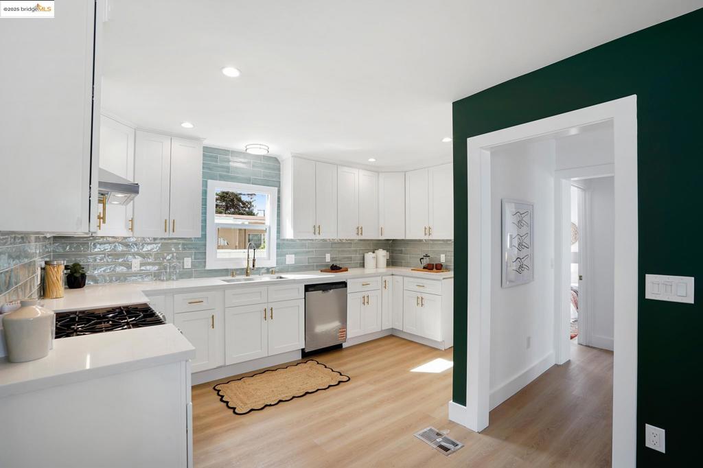 NORTH RICHMOND - Residential