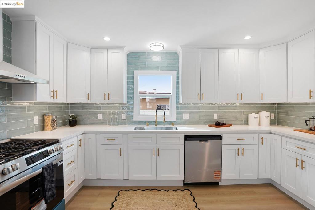 NORTH RICHMOND - Residential