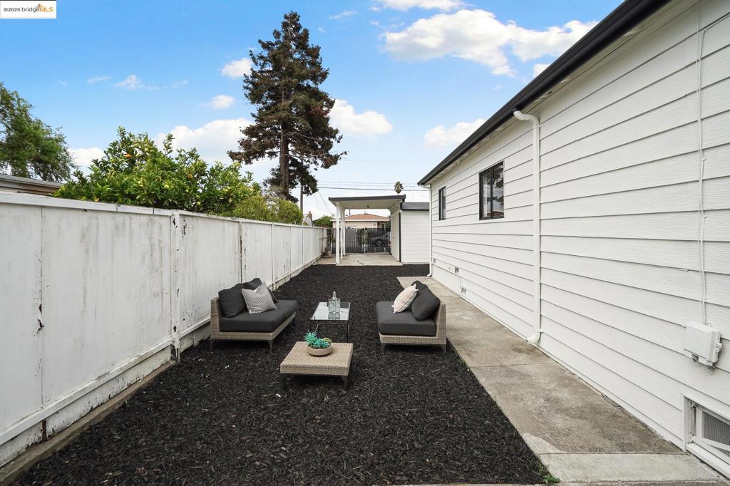 NORTH RICHMOND - Residential