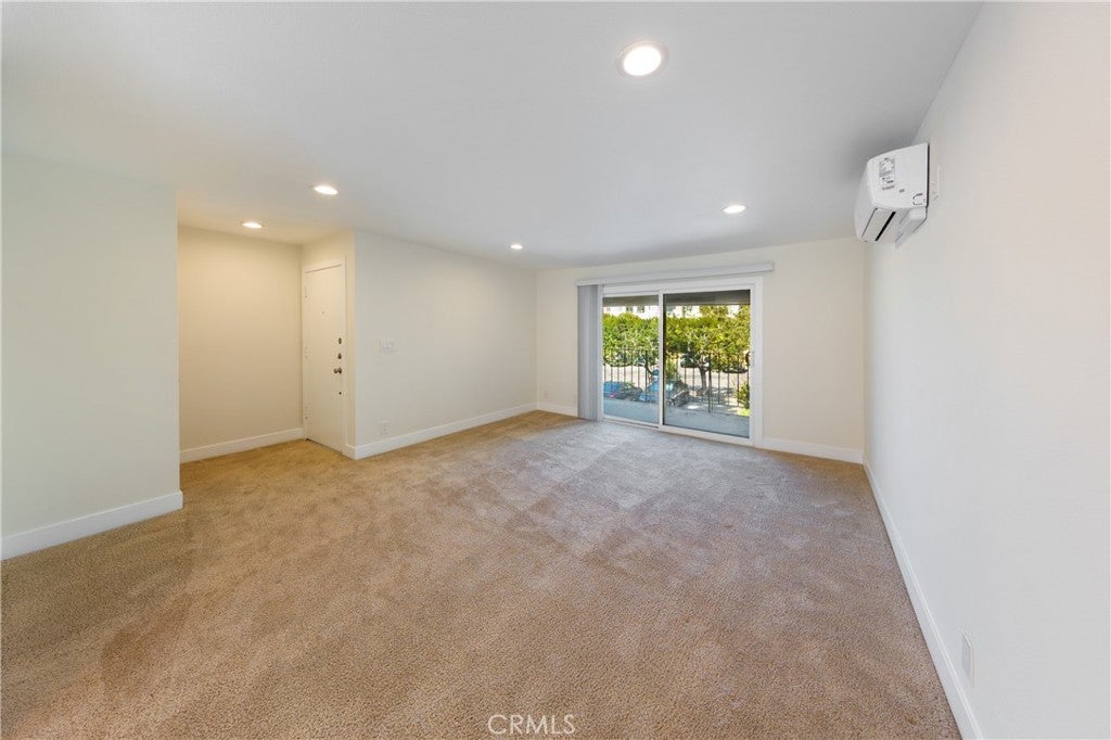 11138 Aqua Vista ST 19
