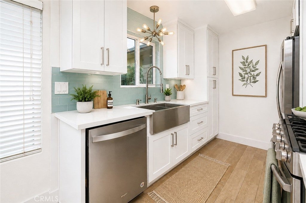 11138 Aqua Vista ST 19