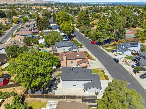 Tiny photo for 3108 Sunflower Drive, Antioch, CA 94531 (MLS # ML82049956)