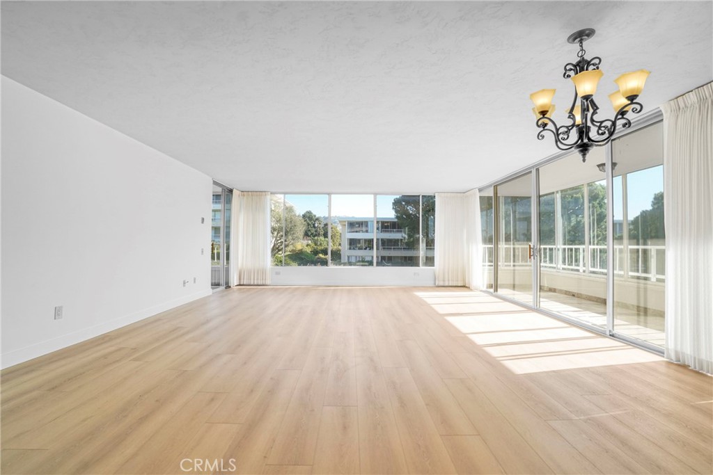 32700 Coastsite Drive 102