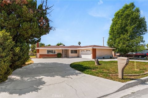 11822 Kingston Grand Terrace CA 92313