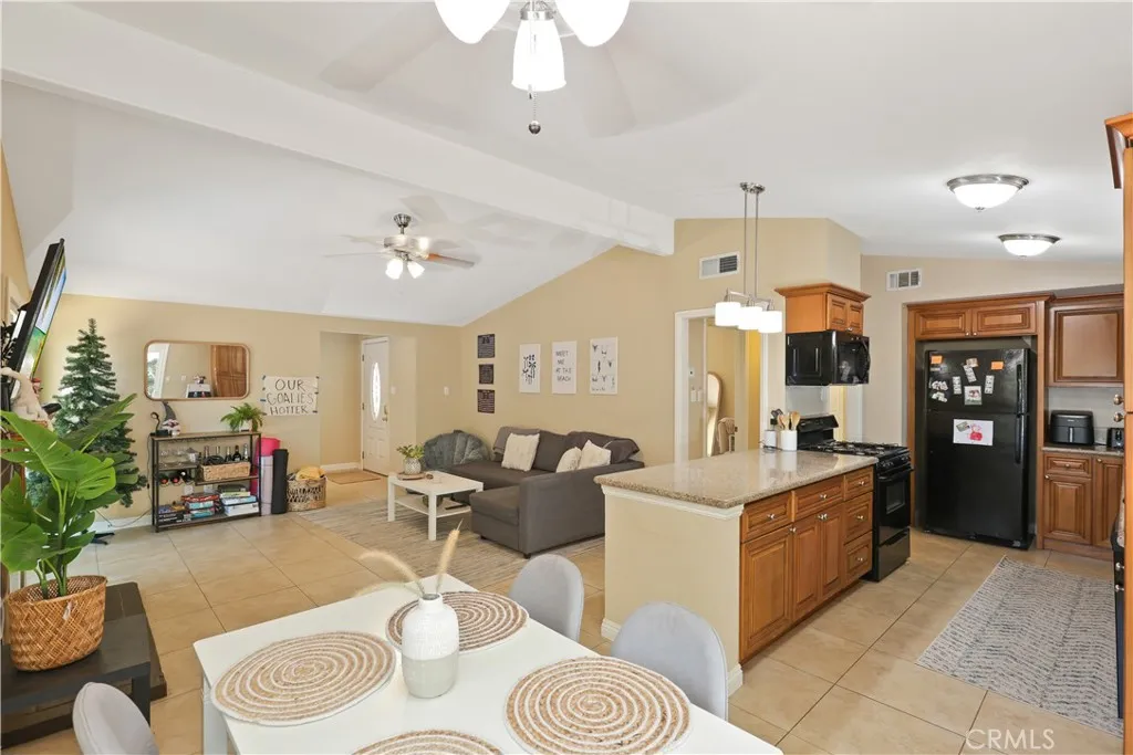 Orange, California 92868, United States, ,Residential,Active,243057