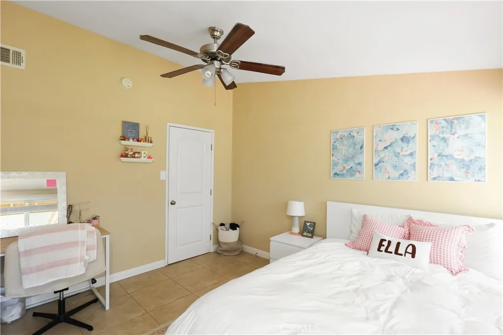 Orange, California 92868, United States, ,Residential,Active,243057