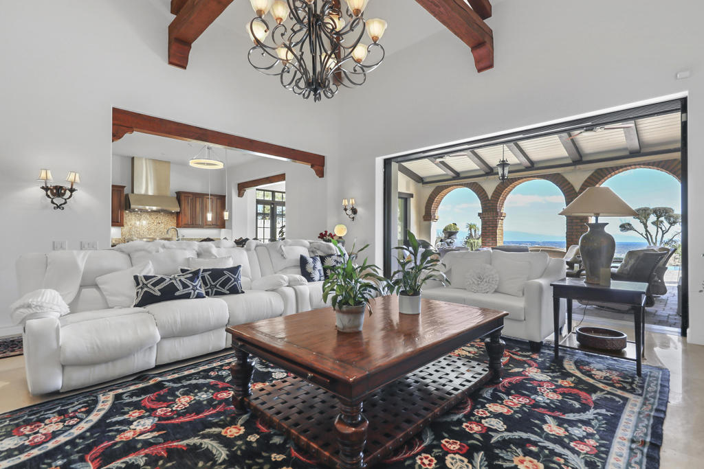 14 Santa Rosa Mountain Lane
