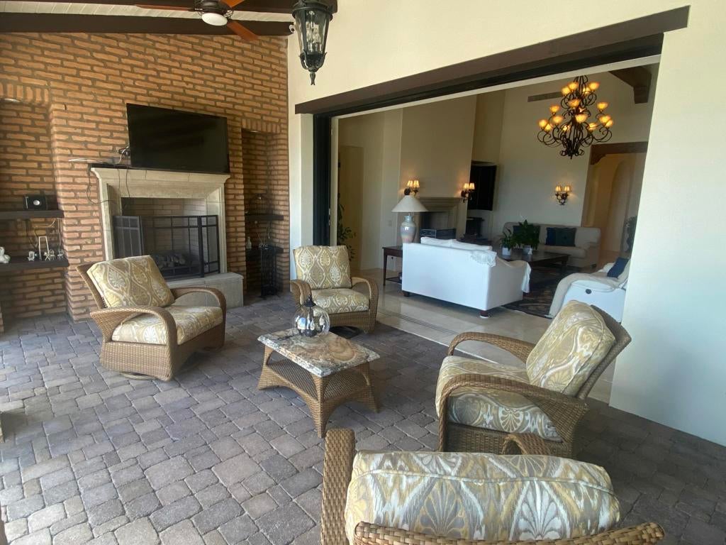 14 Santa Rosa Mountain Lane