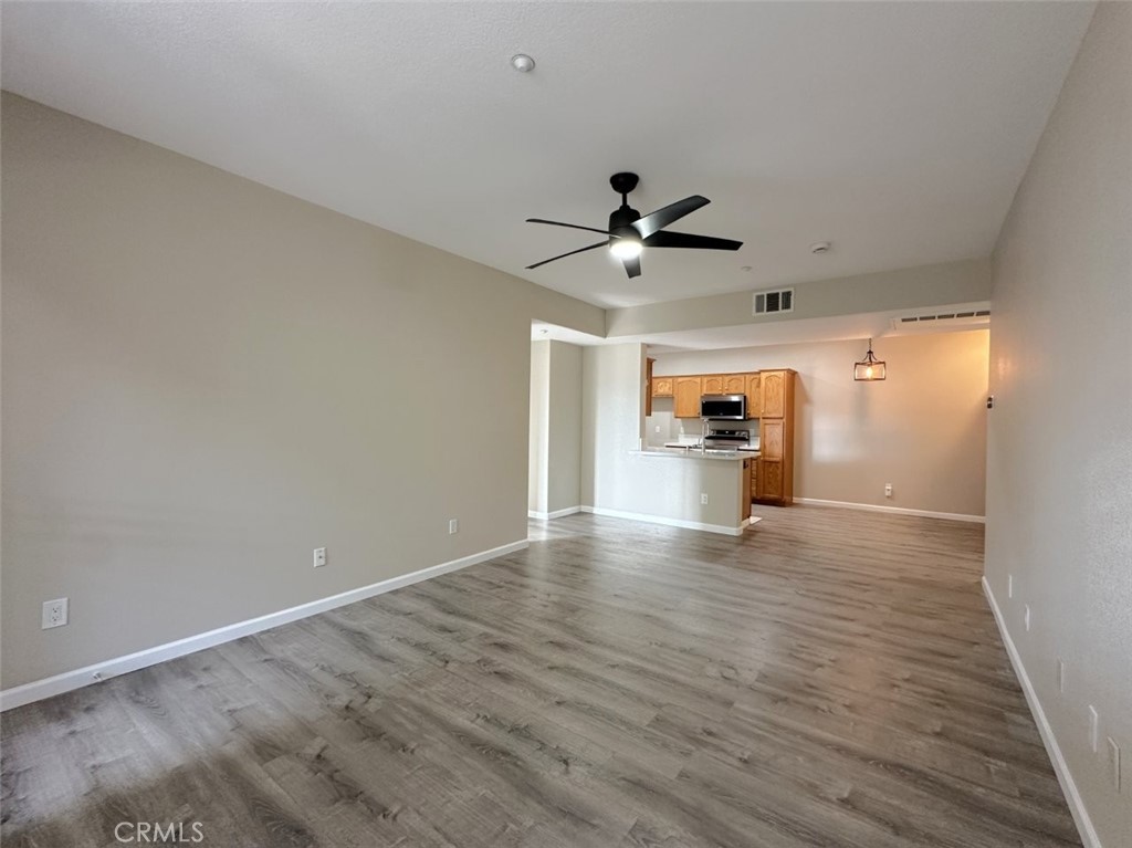 41410 Juniper Street 822