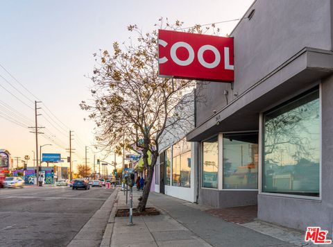 Photo of 2613 S Robertson Boulevard, Los Angeles, CA 90034 (MLS # 26655491)