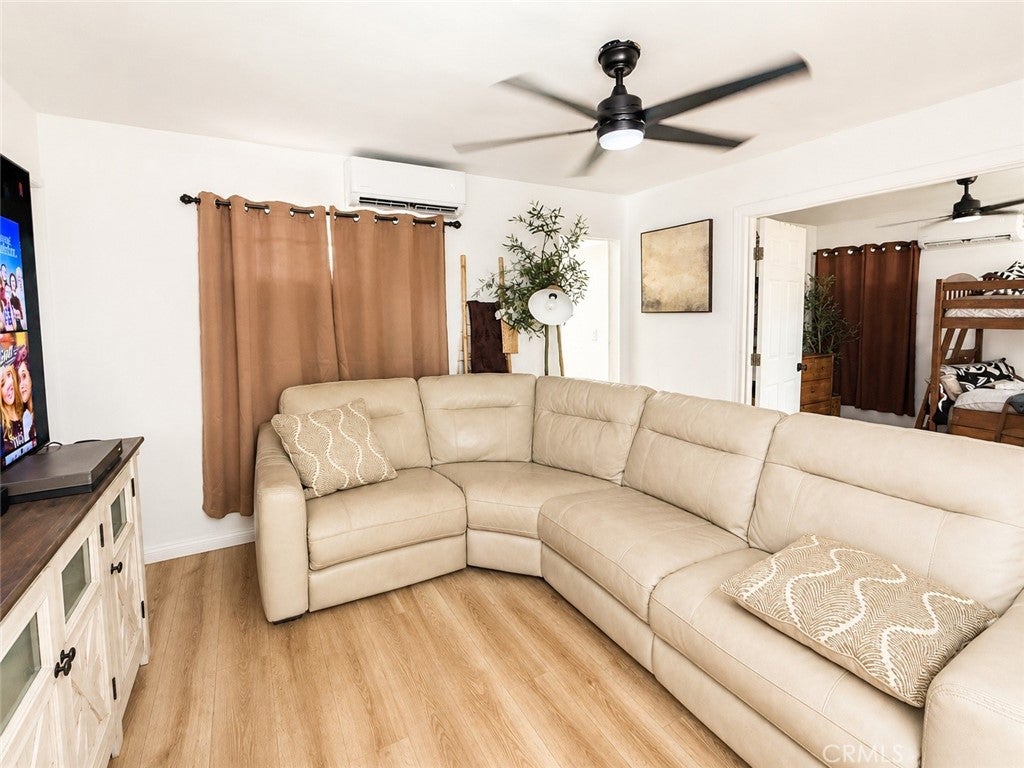 1113 S Golden West Avenue, Santa Ana CA 92704