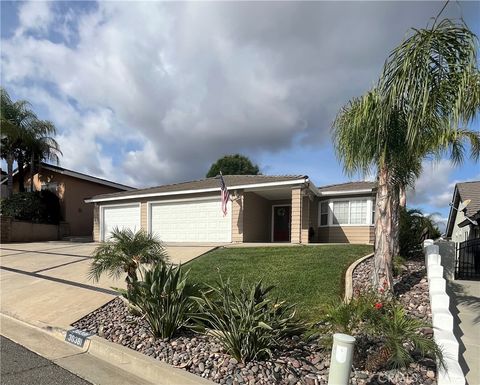 Photo of 30381 Big River Dr, Canyon Lake, CA 92587 (MLS # SW26086575)