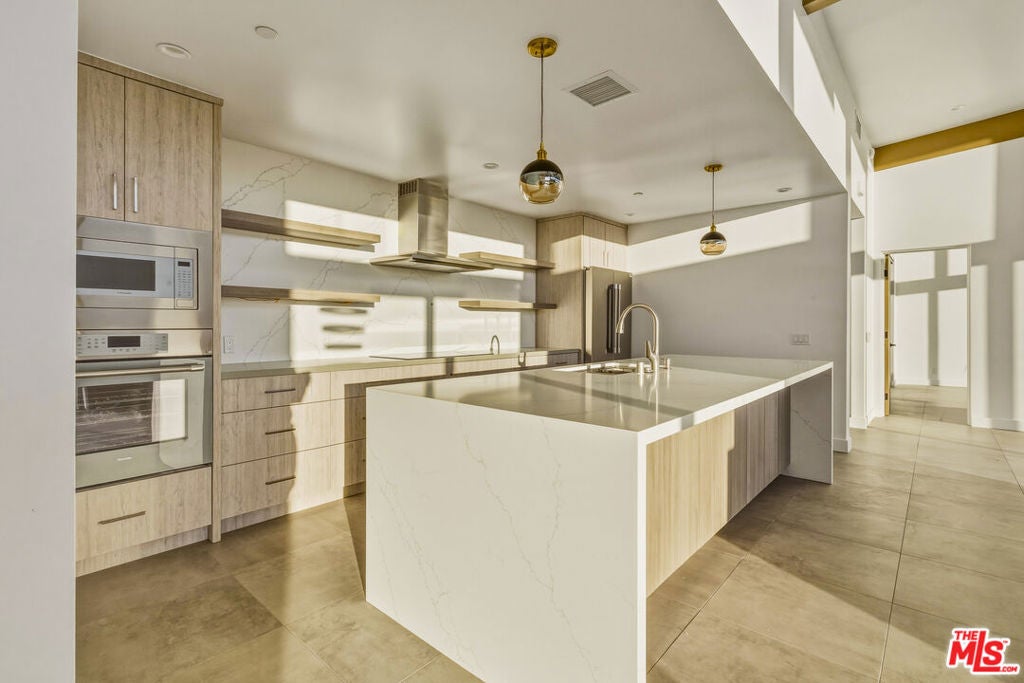 429 Ripon Avenue