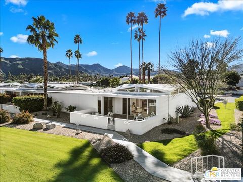 Photo of 254 E Avenida Granada, Palm Springs, CA 92264 (MLS # 26639769PS)