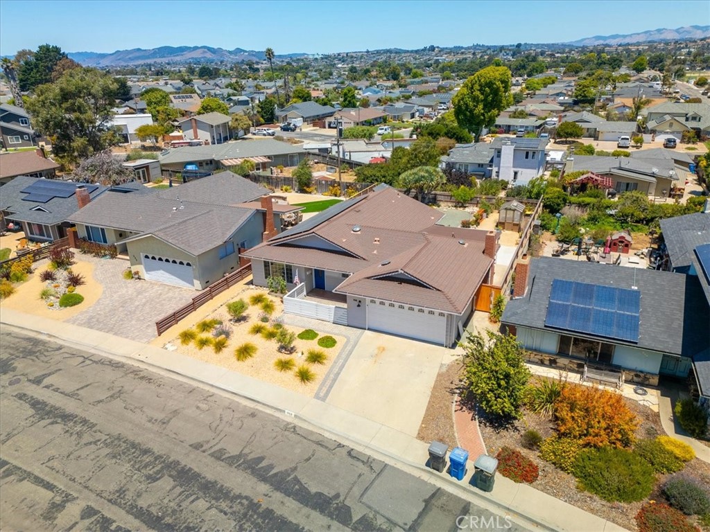 988 Magnolia Drive