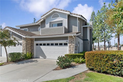 Photo of 125 Autumn Oaks LN, Glendora, CA 91741 (MLS # CV26210169)