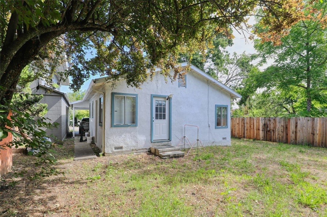 65 Lily Cove