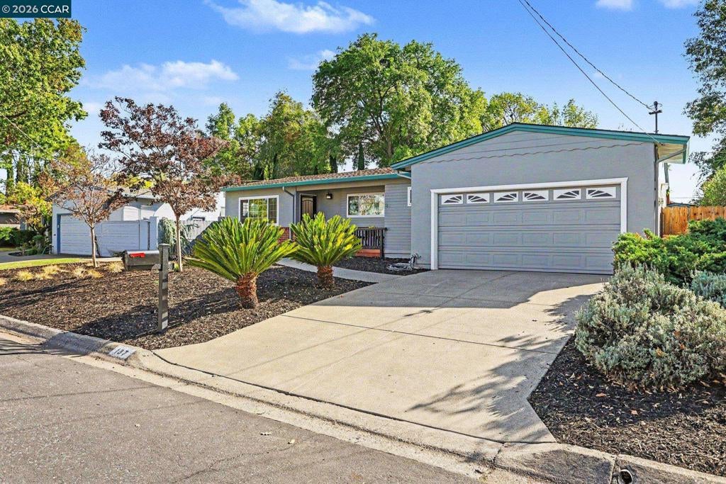 137 Kathryn Dr