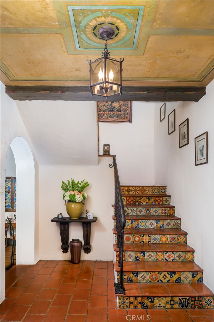 624 Calle Miramar