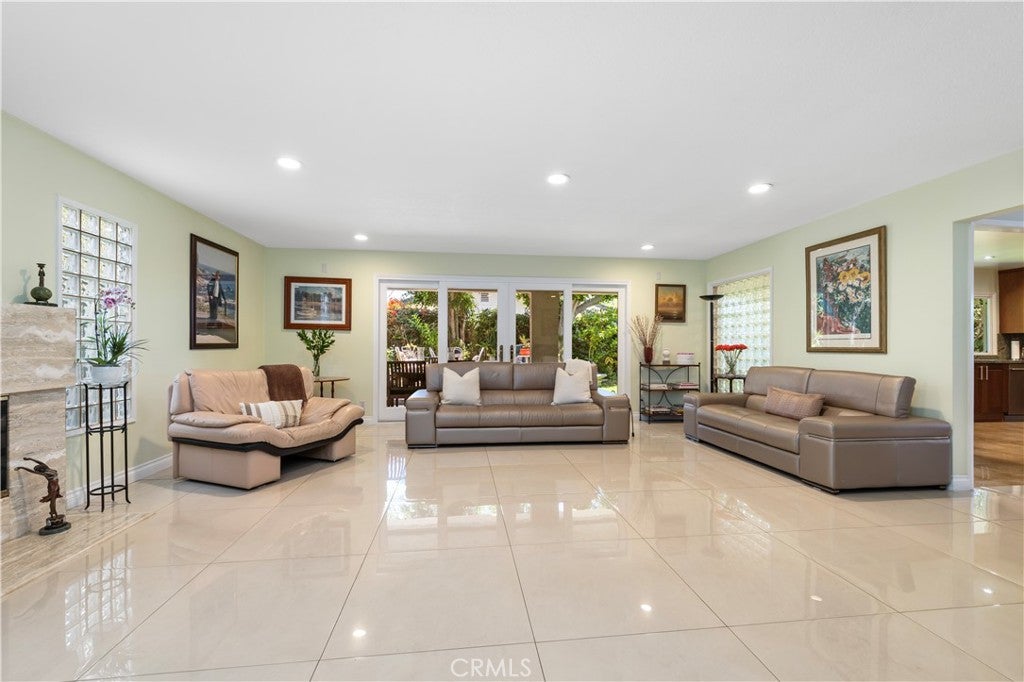 3600 Marigold Street