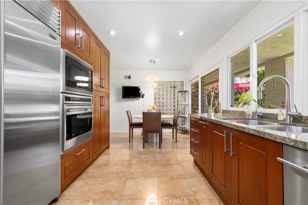 3600 Marigold Street