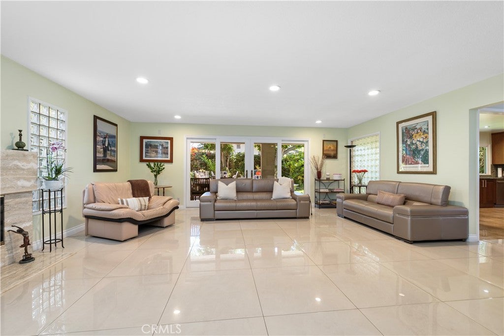 3600 Marigold Street