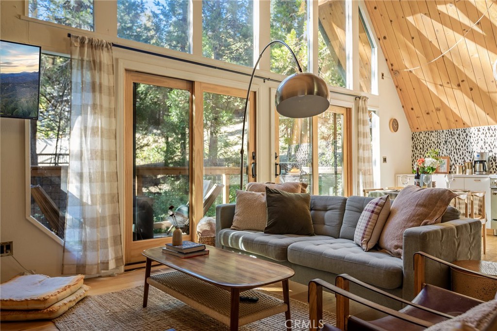 Arrowhead Woods (AWHW) - Residential