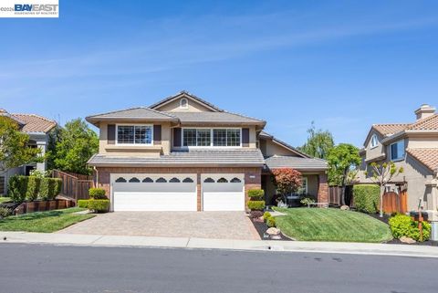 Photo of 302 Sunset Dr, Danville, CA 94506 (MLS # 41130144)