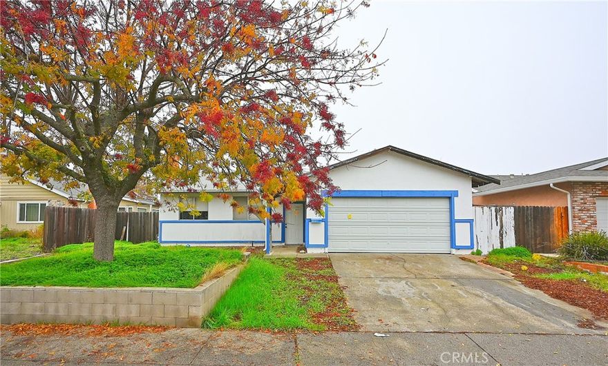 Welcome to this 3 bedroom, 2 bathroom home offering 1,256 square feet of living space on a 5,662 square foot lot. Located on a quiet street within a well-established Fairfield community, the property is conveniently situated near local schools, shopping, and a variety of restaurants.
The home is in need of updating but presents a great opportunity for a buyer looking to add value and make it their own. With a functional floor plan, generous lot size, and solid neighborhood setting, this property offers strong potential for renovation or long-term investment.
An excellent opportunity for homeowners, investors, or those seeking a project in a desirable location.