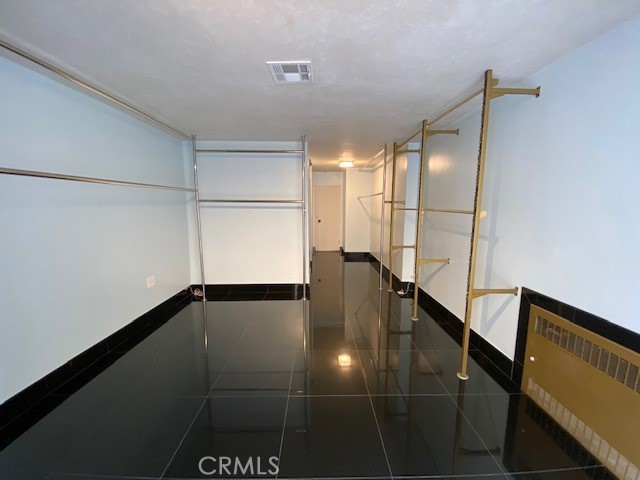 1333 S Beverly Glen 105