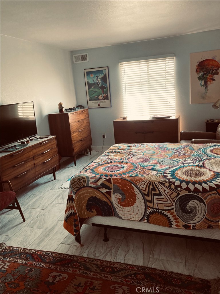 6351 Riverside 69