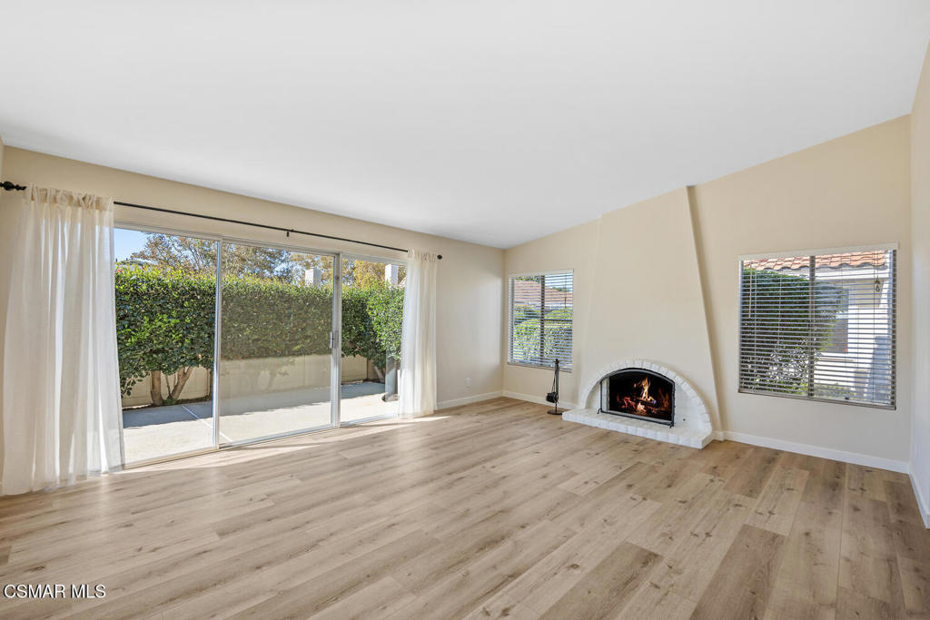 Triunfo West-723 - 723 - Residential