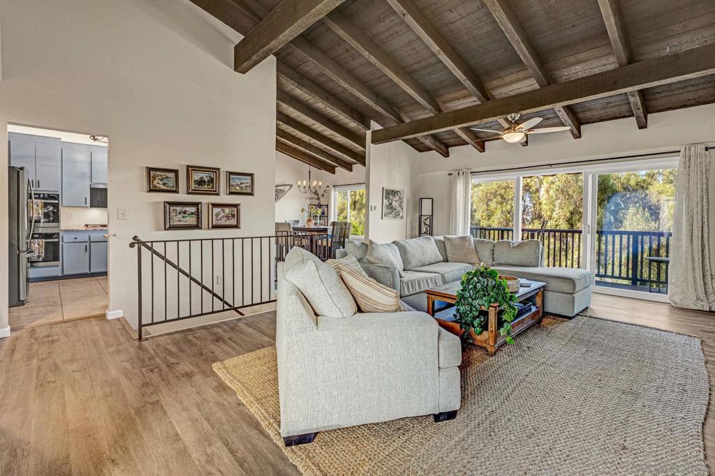 2045 Bolsa Chica Gln