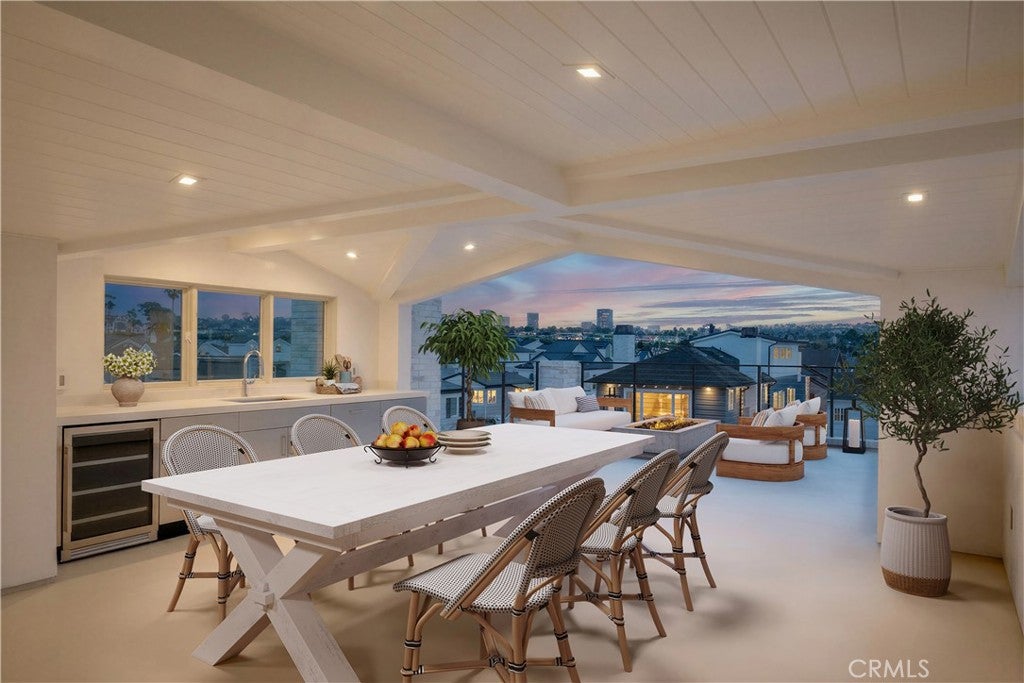 225 Diamond, Newport Beach CA 92662 - Photo 25