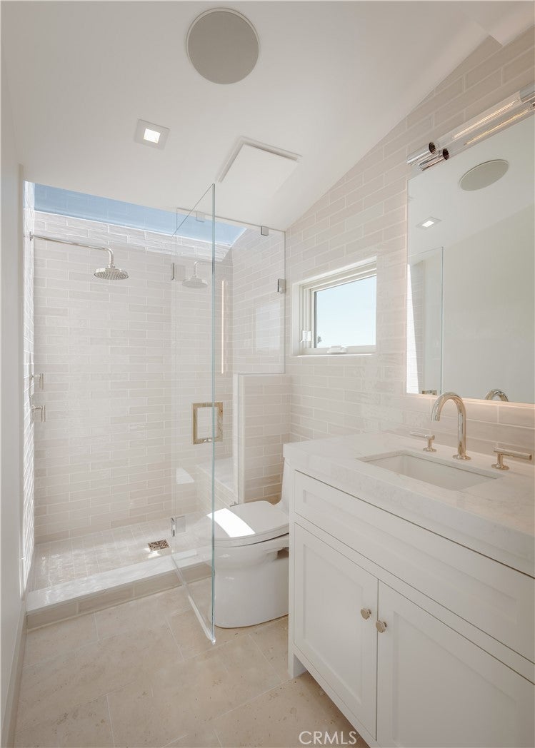 225 Diamond, Newport Beach CA 92662 - Photo 30