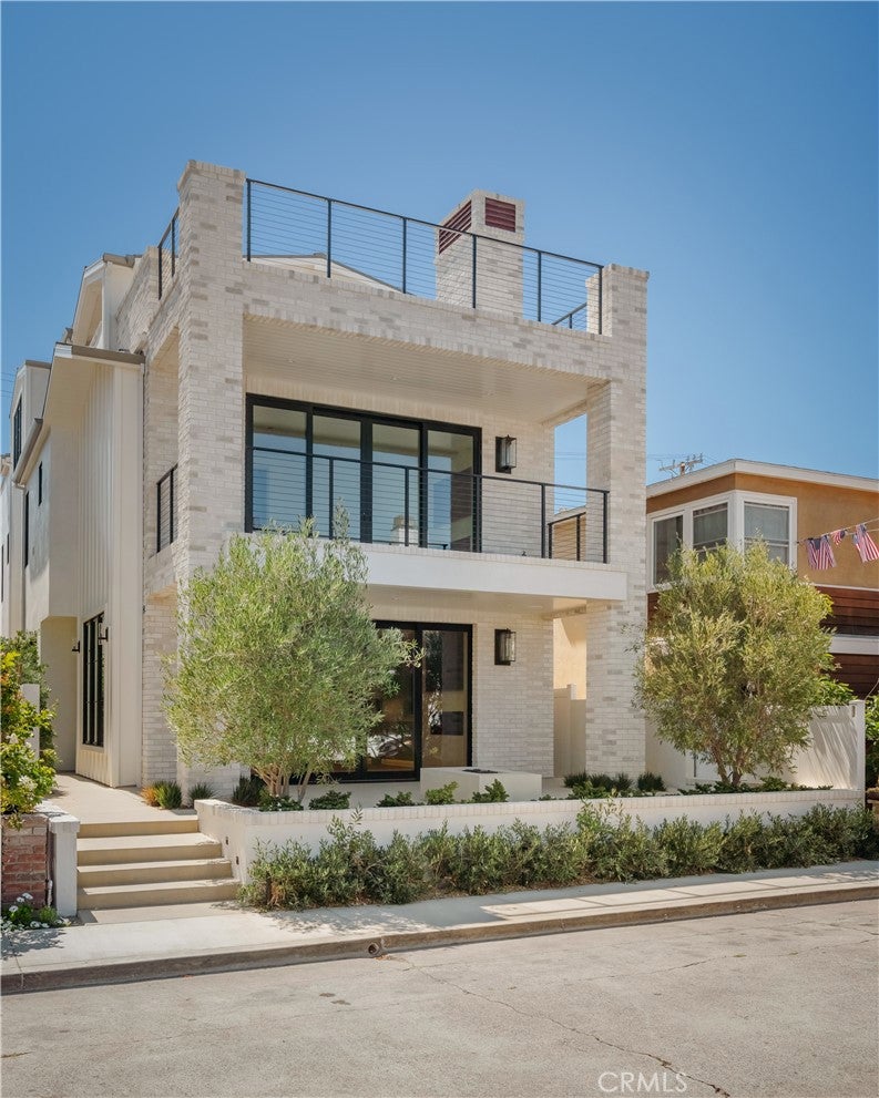 225 Diamond, Newport Beach CA 92662 - Photo 37