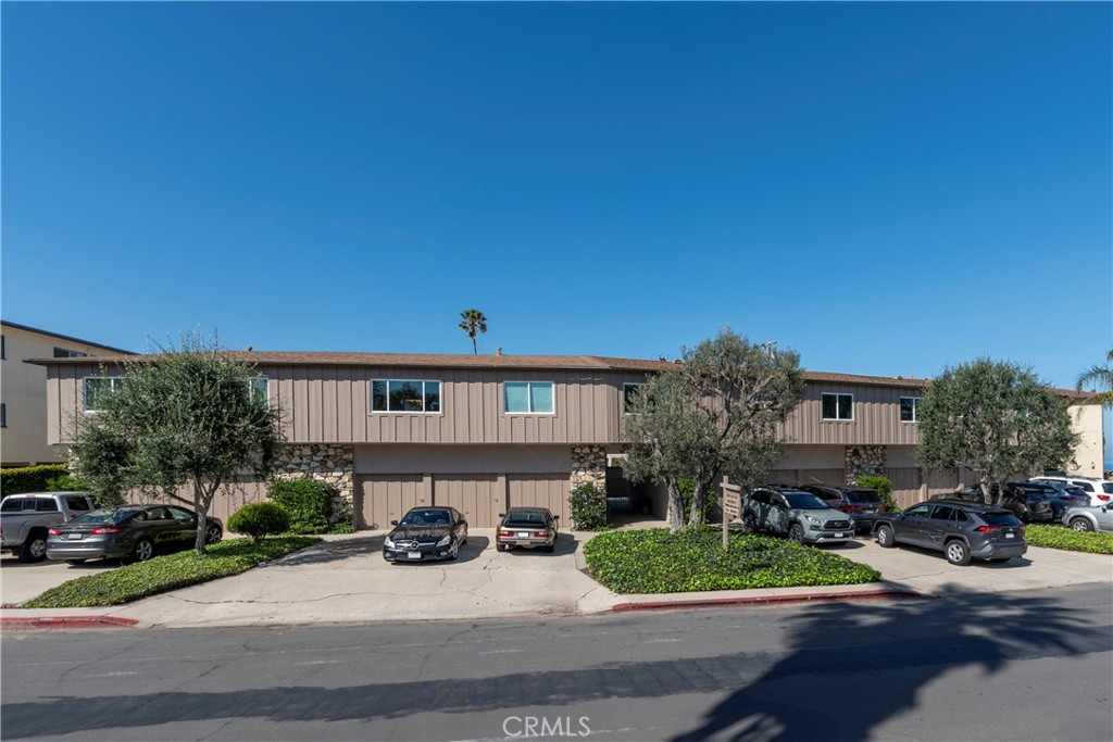 Welcome to one of the best Redondo Beach area locations on Paseo De La Concha! This two-bedroom first floor unit is only a few steps to the sand at Redondo Beach and Miramar “Dolphin” Park! The ocean breezes and sound of the waves will soothe you no matter what time it is! This unit was remodeled and features new paint, Granite Counters, Custom Tile floors in Kitchen and Bathroom, quality Maple Cabinetry throughout, and much more. This property has 1 Garage Parking Space and 2 Driveway Parking Spaces (3 total spaces). This property is also located 2 blocks from the Riviera Village with plenty of restaurants, markets, and plenty of beach amenities, i.e bikes, surf boards, paddle boards. Amenities include a Pool and Laundry room on site.