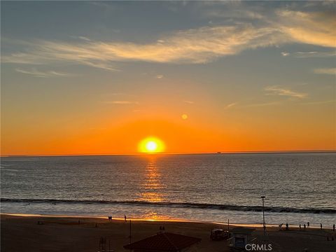 Tiny photo for 121 Paseo De La Concha #I, Redondo Beach, CA 90277 (MLS # SB25169373)