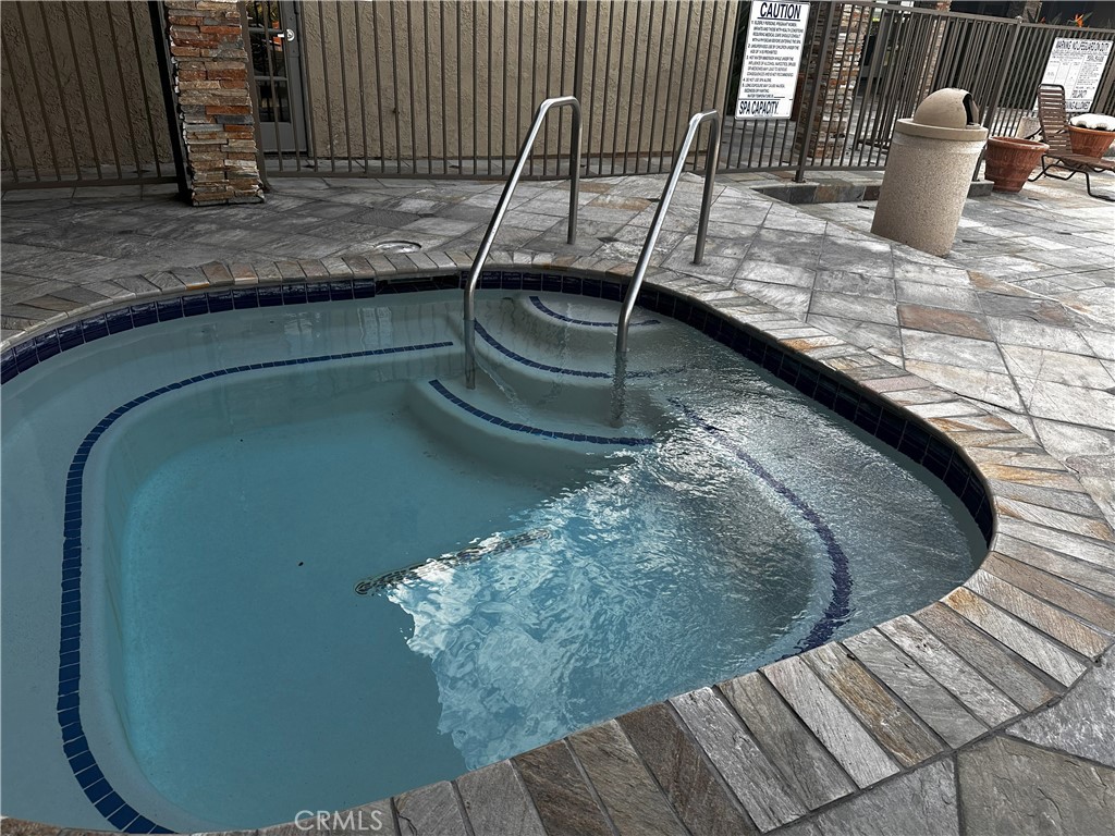 Monterey Villas - Residential
