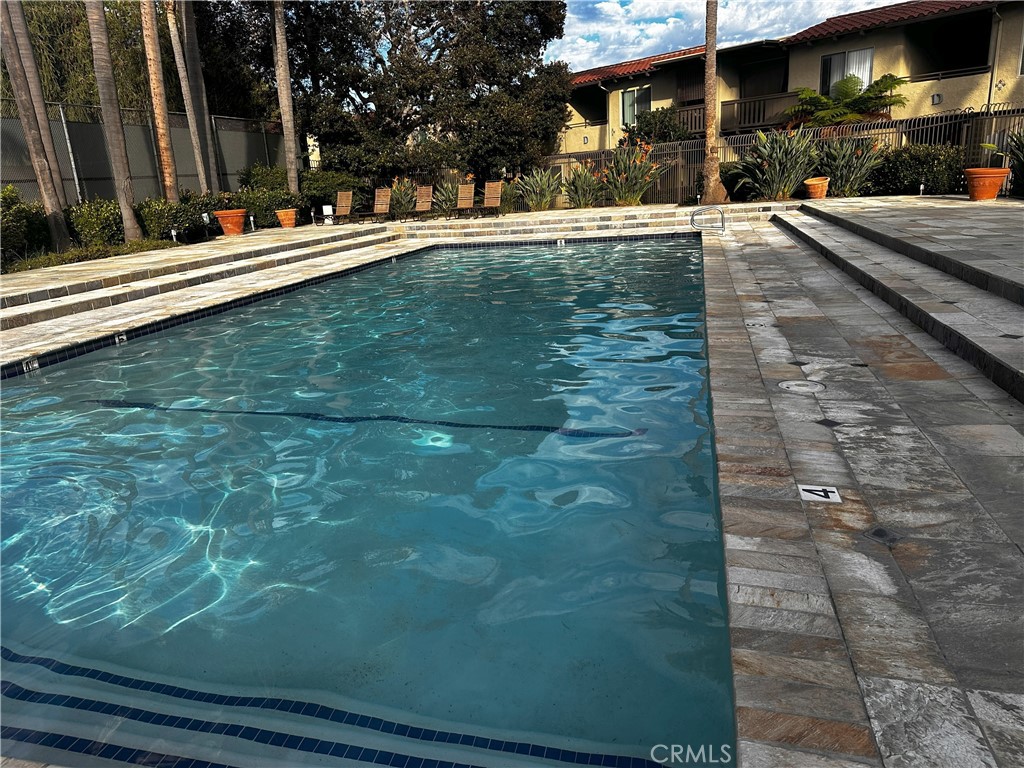 Monterey Villas - Residential