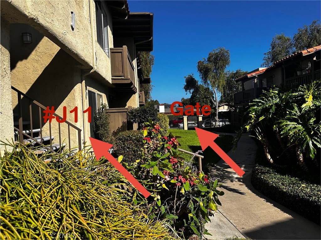 Monterey Villas - Residential
