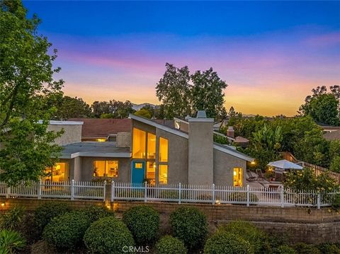 24836 Woodside Lake Forest CA 92630