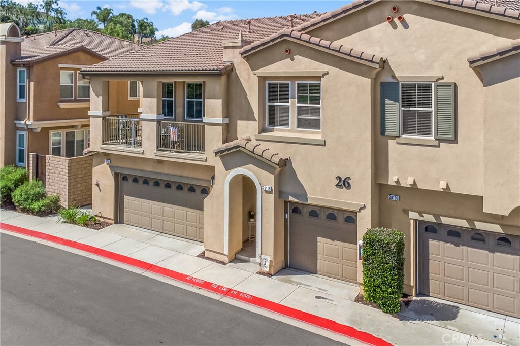 28116 Calle Lumina